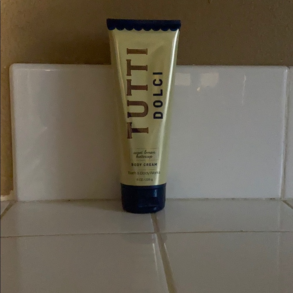 tutti dolci body cream